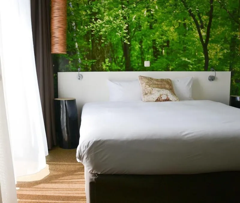 Conscious Hotel Museum Square Amsterdam 4*,